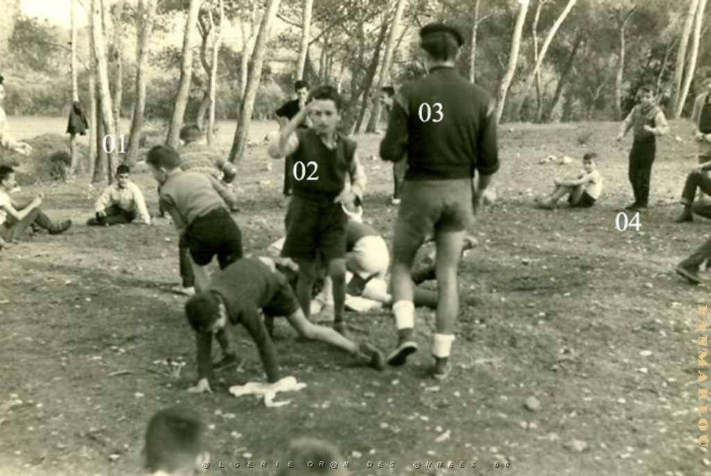 PATRONAGE ORAN DE NOTRE DAME DE FRANCE RUE BRUAT ET SCOUTS STA ANNE 02.JPG